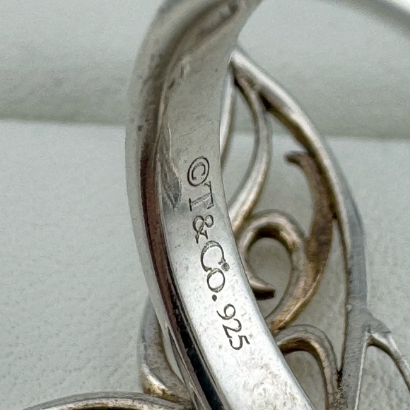 RARE Tiffany & Co. Filigree Butterfly Cocktail Ring in Sterling Silver Size 5 - Picture 4 of 5